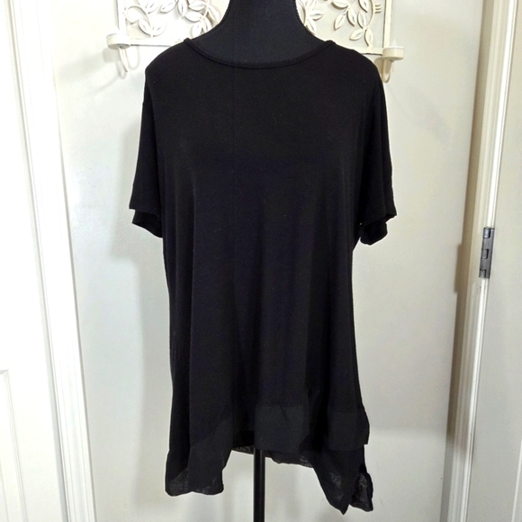 ⭐️Pebble And Stone Womand Black Shirt Witb Tie Back Size L - Picture 1 of 5